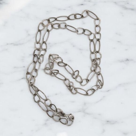 Silpada Retired N2109 “In the Loop” Necklace 31” long. Hammered Chain Links - Picture 3 of 11